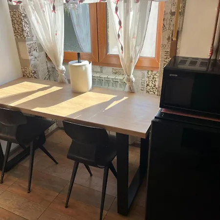 Schei Studio 1 Apartment Brasov