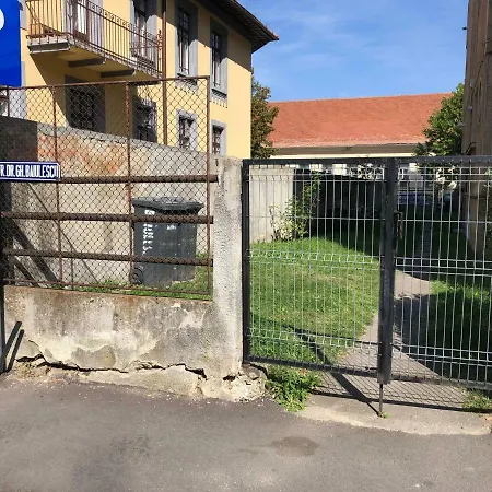 Apartment Schei Studio 1 *