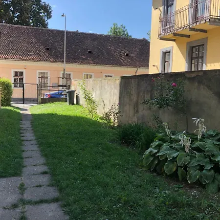 Schei Studio 1 Apartment